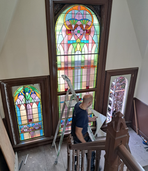 Plaatsing glas in lood ramen Willemskade