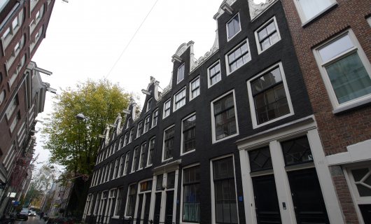 Amsterdam, Lange Leidsedwarsstraat 144-152