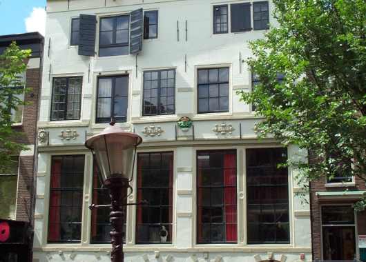 Amsterdam, Oudezijds Achterburgwal 46