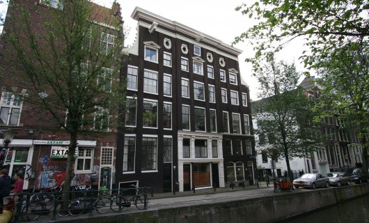 Amsterdam Oudezijds Achterburgwal 151 1