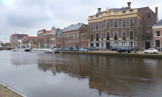 Haarlem Huis Hodshon met aula links foto Arjan Bronkhorst