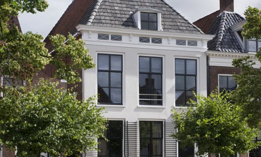 Makkum Turfmarkt 5 foto Arjan Bronkhorst