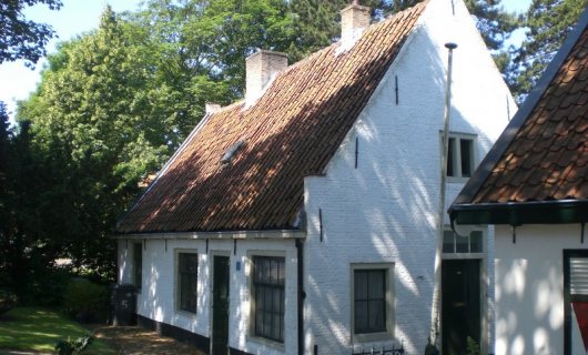 Oostvoorne Burg. Letteweg 5 2