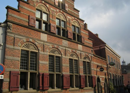 Vollenhove Kerkplein 15 1
