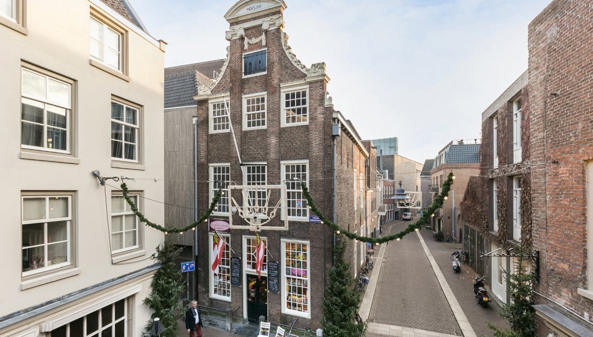 Den Bosch, Tweede Korenstraatje/Dode Nieuwstraat