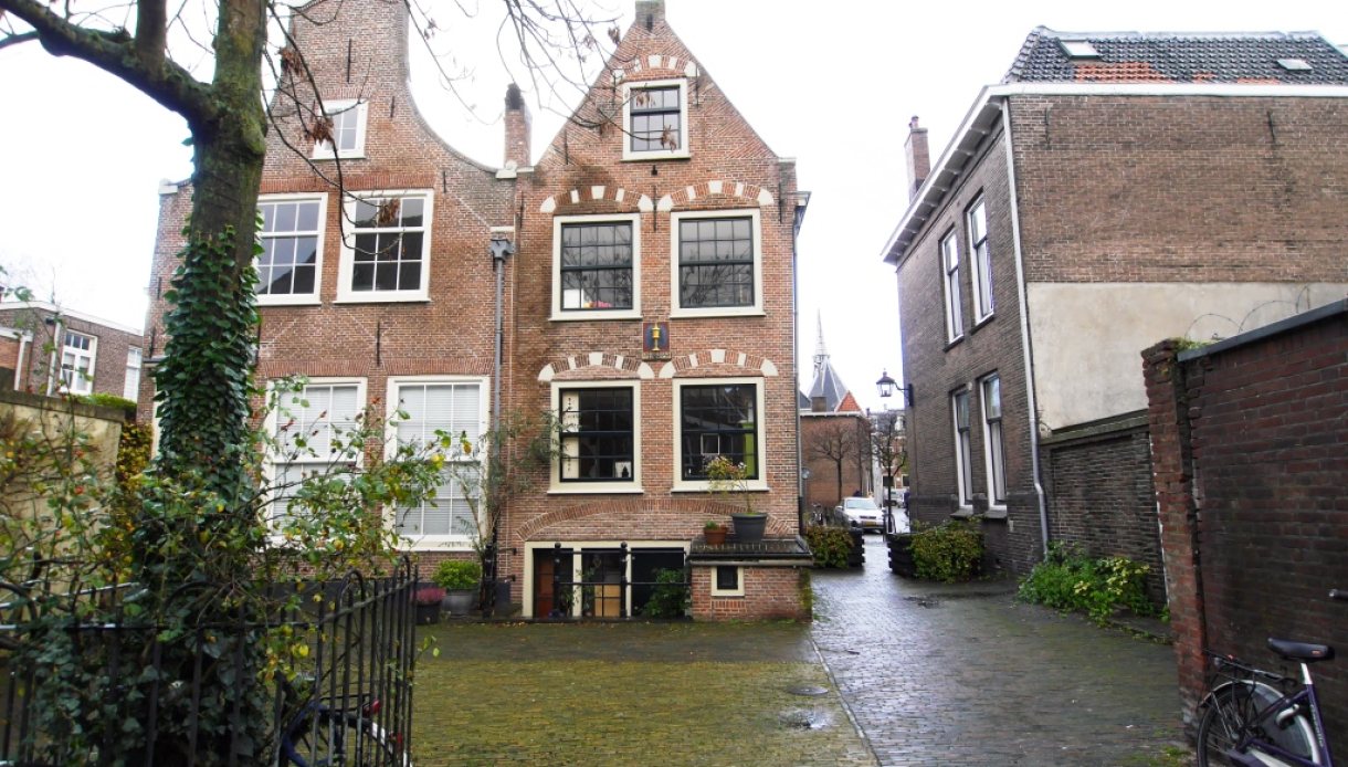 Donkere Begijnhof 8, Haarlem