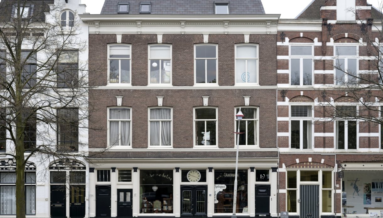 Den Haag, Toussaintkade 15-19 (foto Arjan Bronkhorst)