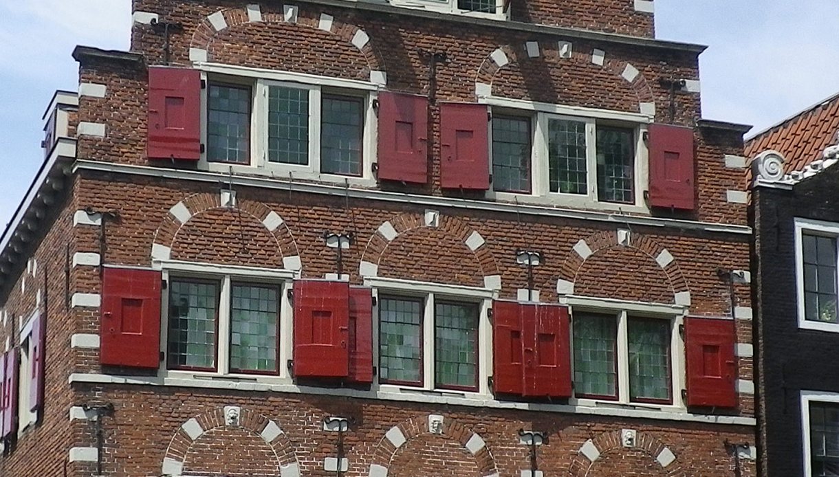 Amsterdam Oudezijds voorburgwal 14 Amsterdam Oudezijds voorburgwal 14