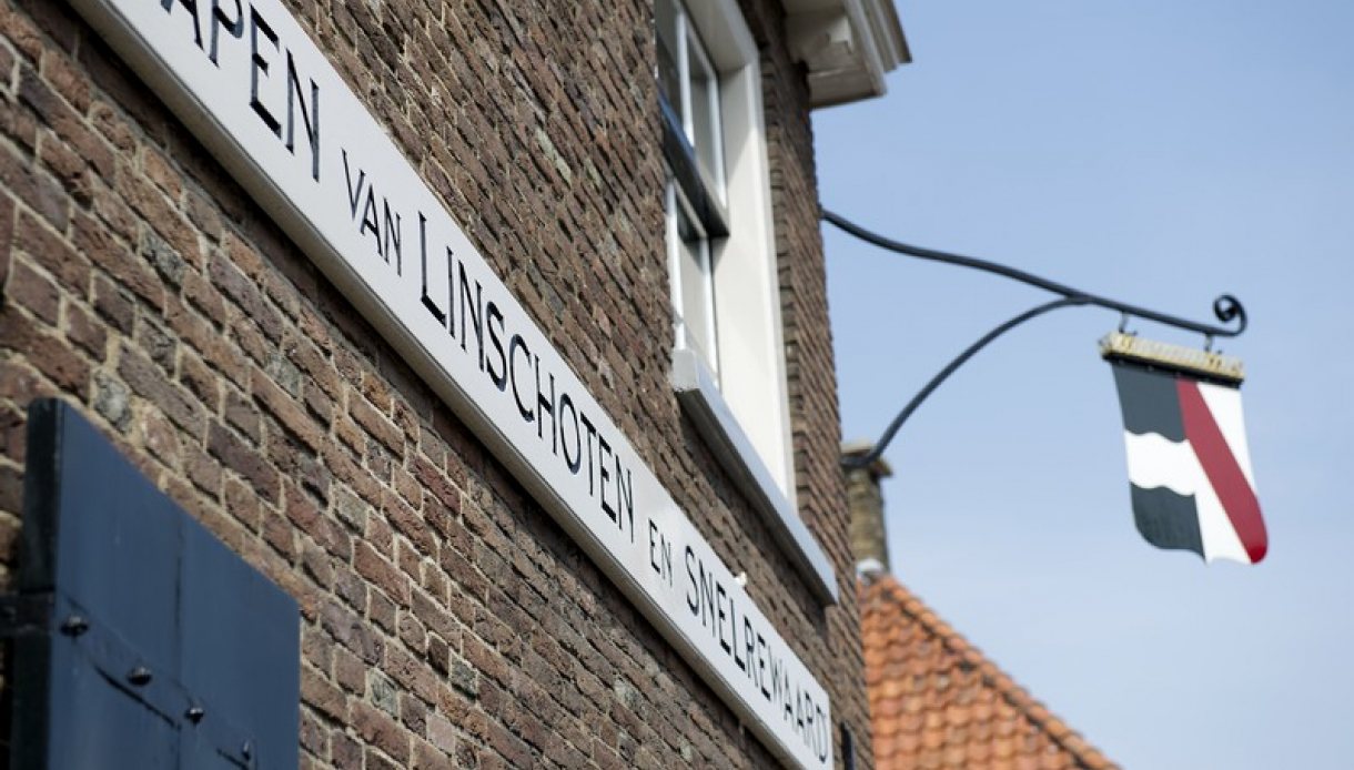 Linschoten Dorpsstraat 30 32 Arjan Bronkhorst HDK 30.0047 a Linschoten Dorpsstraat 30 32 Arjan Bronkhorst HDK 30.0047 a