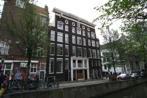Amsterdam Oudezijds Achterburgwal 151 1