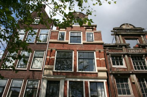 Amsterdam Oudezijds Voorburgwal 100 1