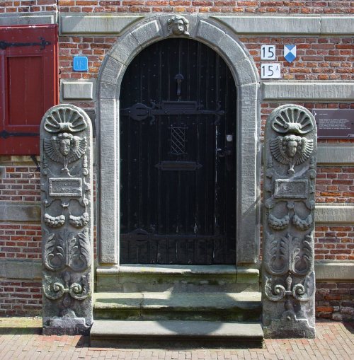 Vollenhoven Kerkplein 15 crop