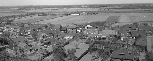 Luchtfoto van de hoekstraat in Tegelen