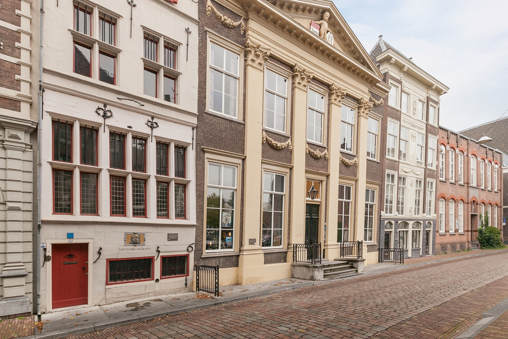 Dordrecht, Wijnstraat 123