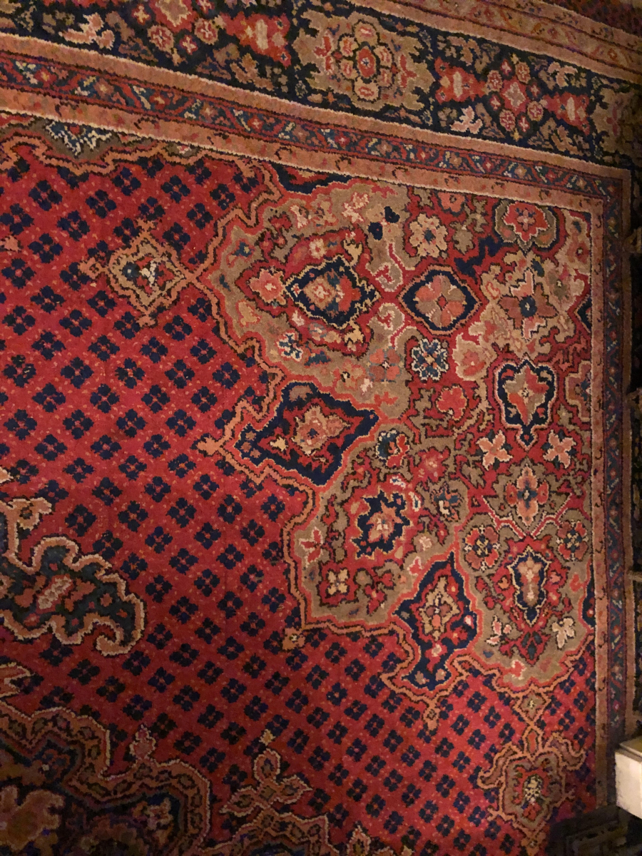 Detail tapijt eetkamer Van Brienen