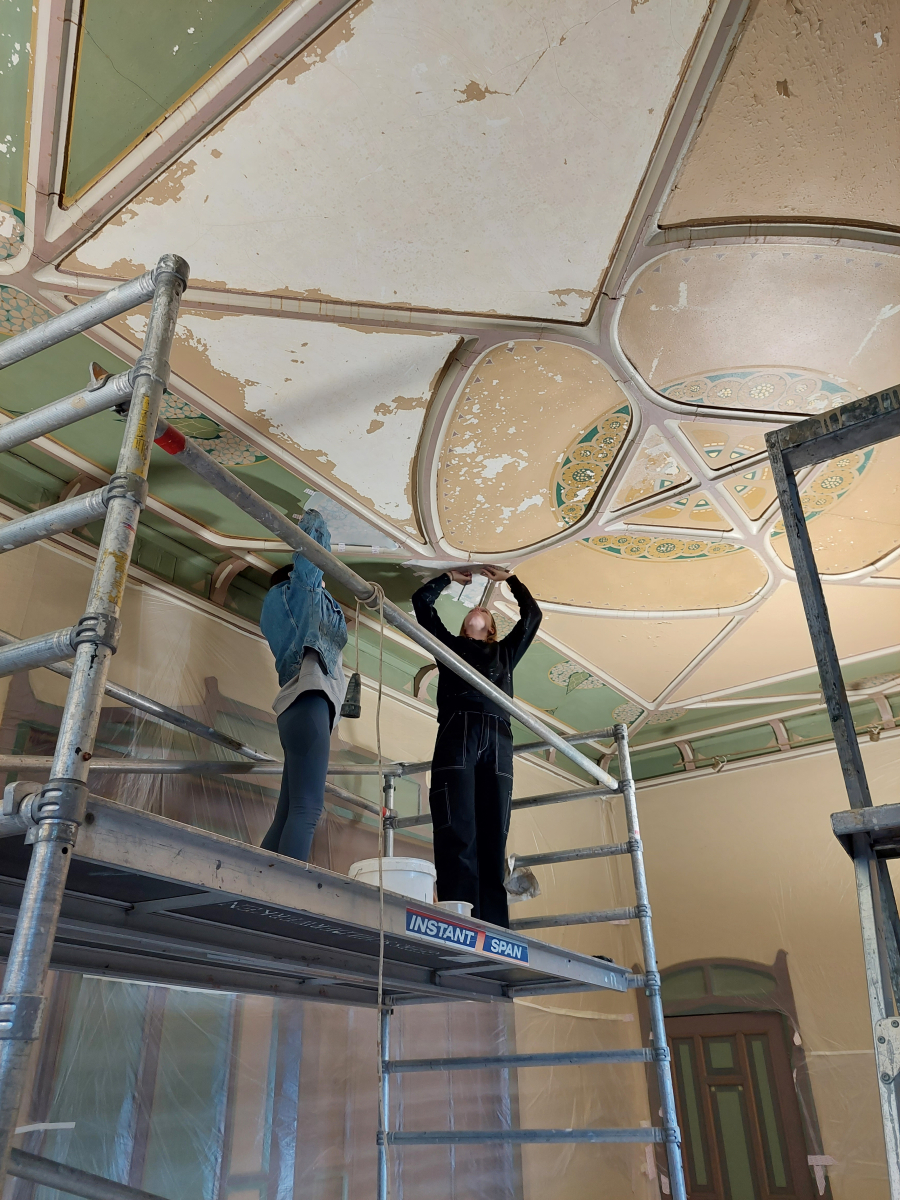 Dennenheuvel - restauratie schilderingen interieur