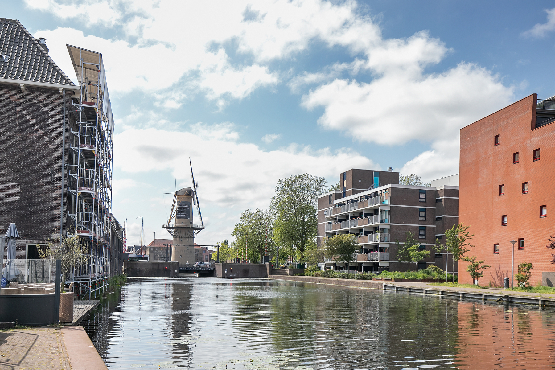 Overschiesestraat 11 in Schiedam