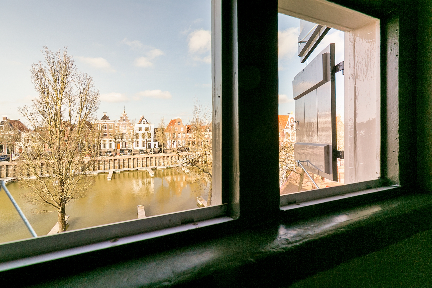 Pakhuis aan de Noorderhaven en Roeperssteeg in Harlingen