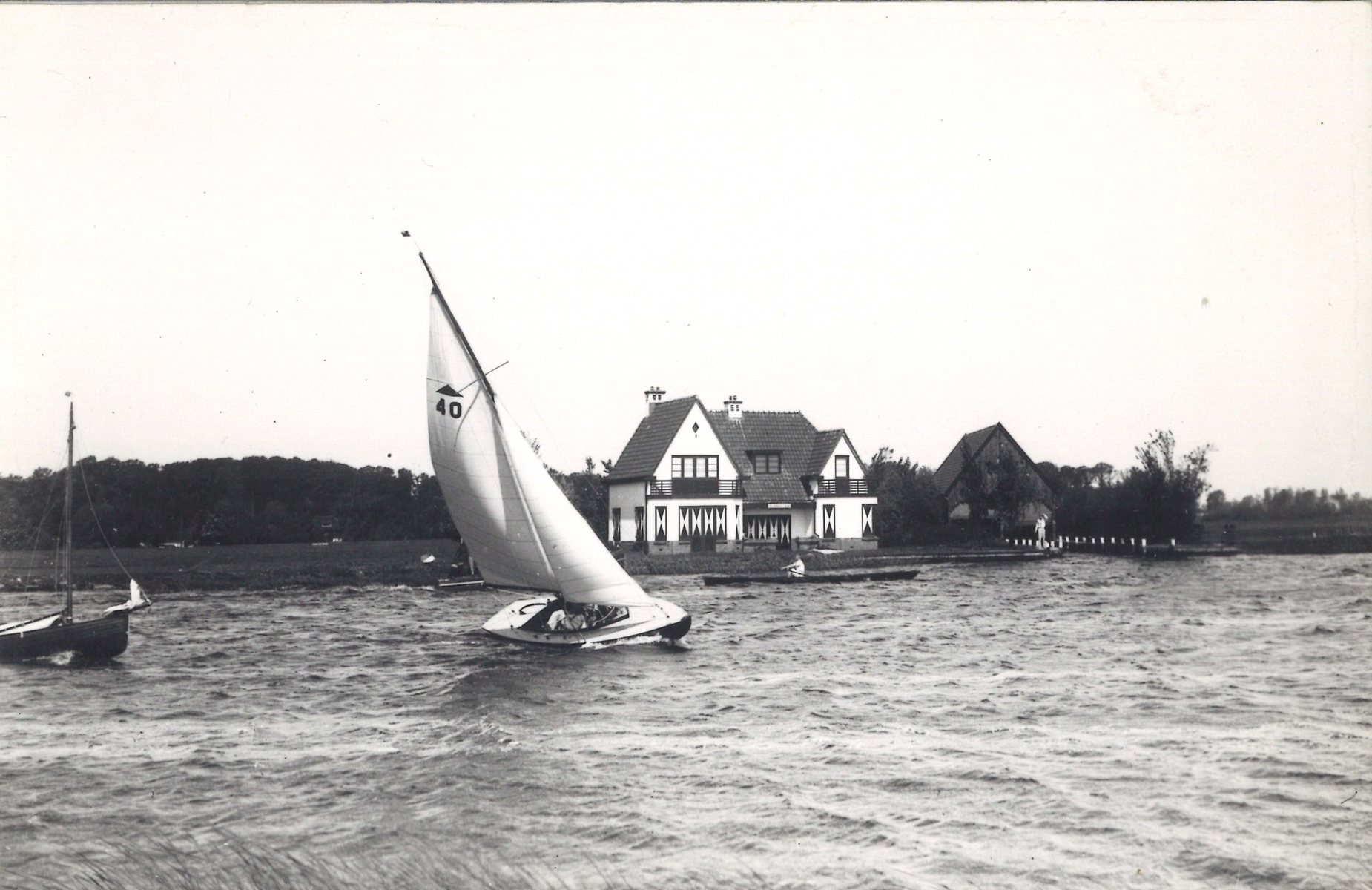 Huis Zonnehoek vanaf het water, ca 1930