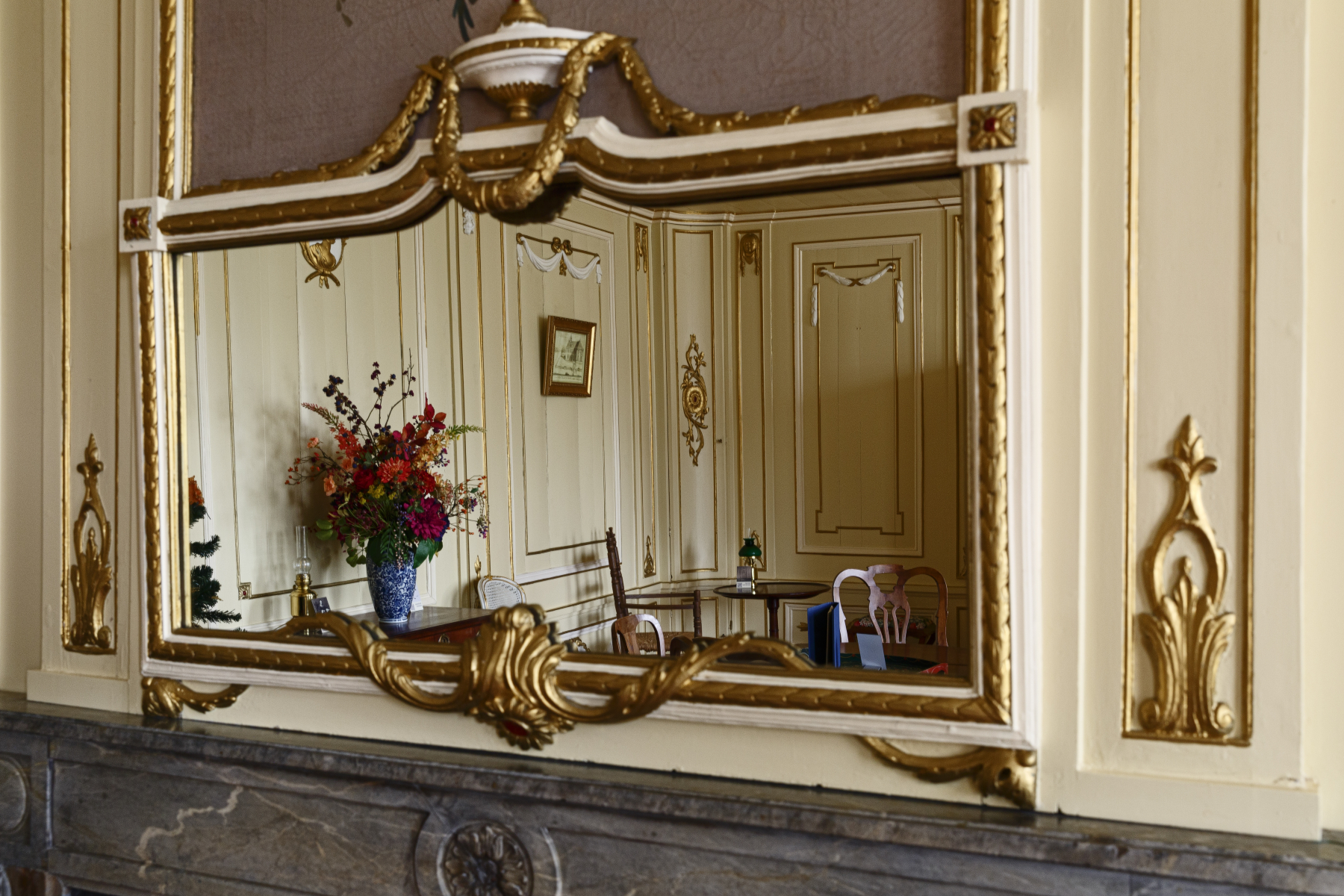 Salon Harsta Staete