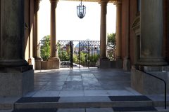 Gerestaureerde porticovloer van het Teylers Hofje