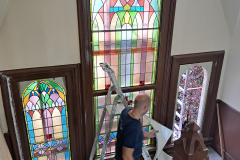 Plaatsing glas in lood ramen Willemskade