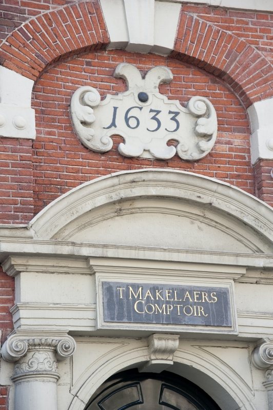 Amsterdam, Nieuwezijds Voorburgwal 74 (foto Arjan Bronkhorst)
