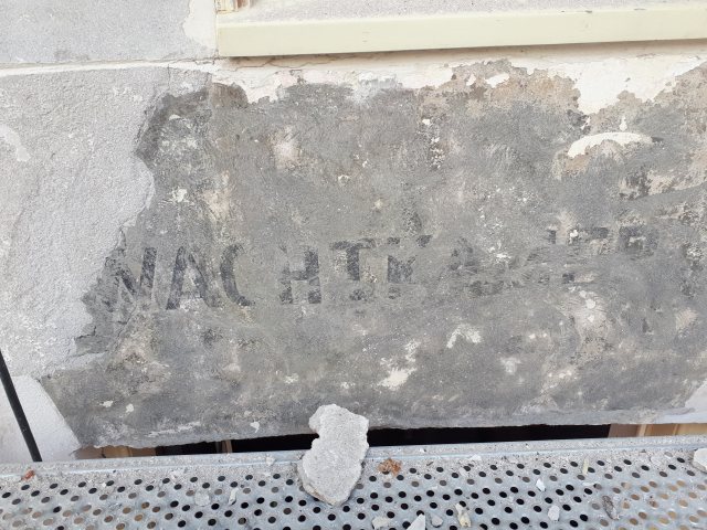Zijgevel aan het Walenpleintje OZAB 155
