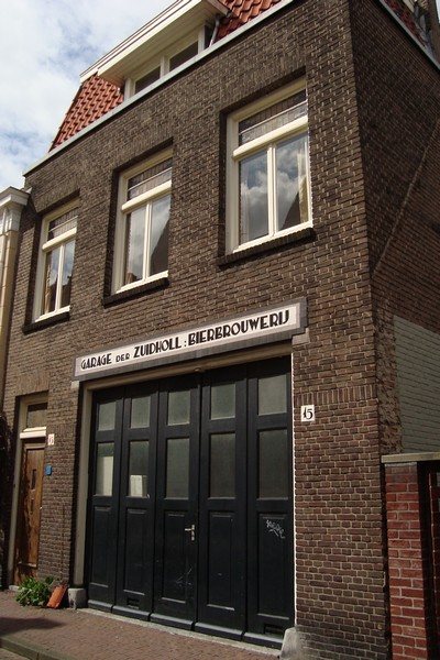 Haarlem Spaarnwouderstraat 15 garagewoning verwerving bij Spaarne 23 25 27 Haarlem Spaarnwouderstraat 15 garagewoning verwerving bij Spaarne 23 25 27
